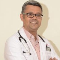 Dr Achyut Khandekar - Cardiologist